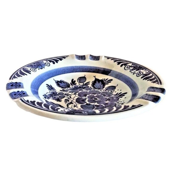 Vintage Delf Blue Distal Floral Ashtray 6" Art Pottery Hand Panted - Picture 2 of 4